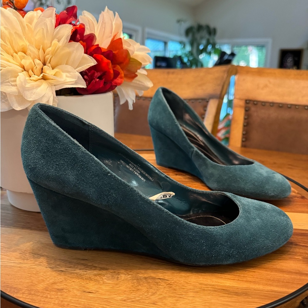 Merona Teal Leather Suede Finish Wedge 3” Heels